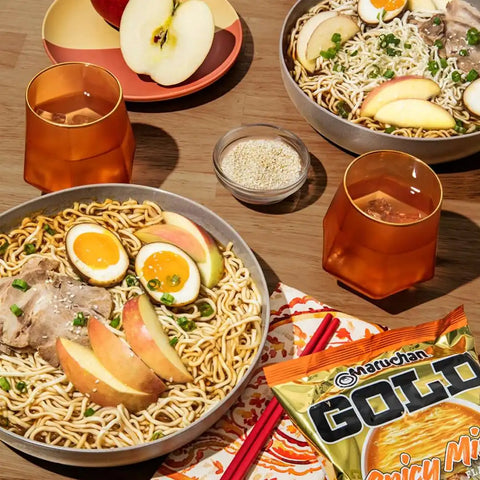 Maruchan Gold Spicy Miso Craft Ramen Noodles, Restaurant Quality Instant Ramen, 4.21 Oz, 5 Count (Pack of 2)